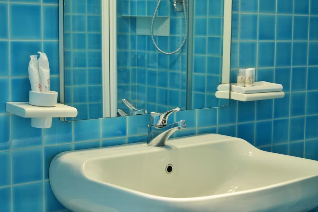 דירות לידו די ג'סולו Piazza Nember Attico Con Vista Mare מראה חיצוני תמונה